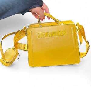 NWT women’s Steve Madden Beverly convertible crossbody bag matching coin purse